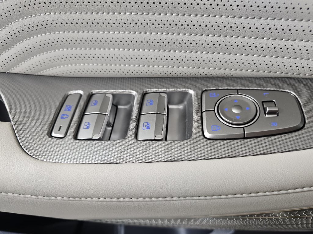 Used 2024 Hyundai Palisade Calligraphy AWD/4WD image 24