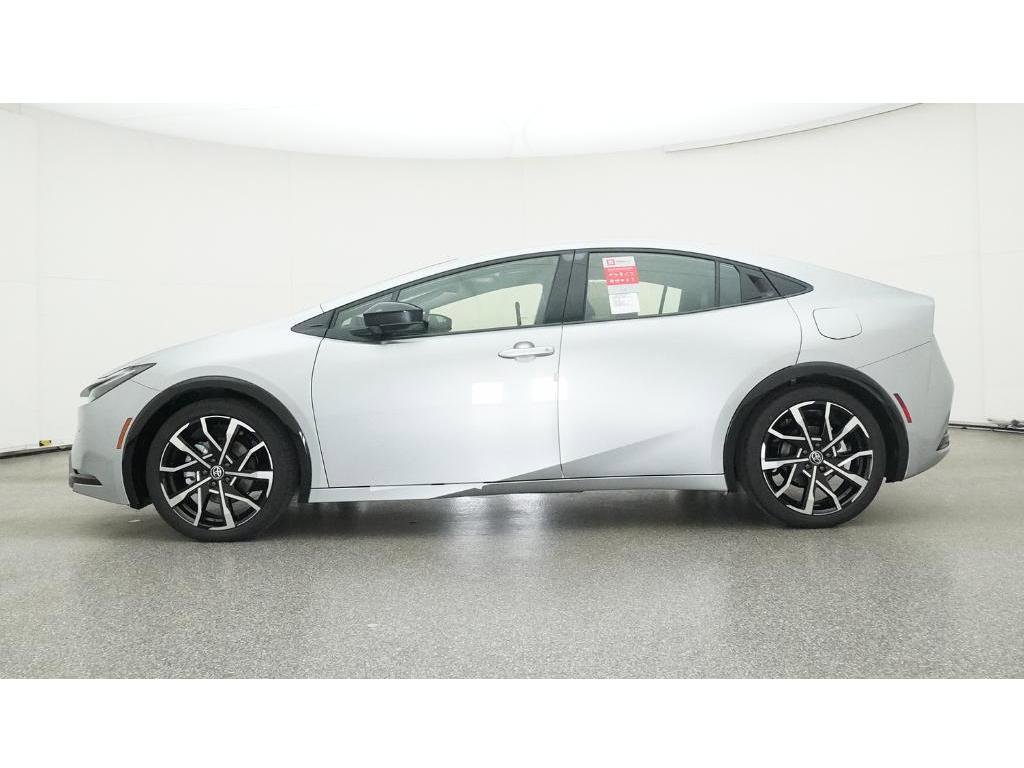 New 2026 Toyota Prius Plug-In Hybrid image 19