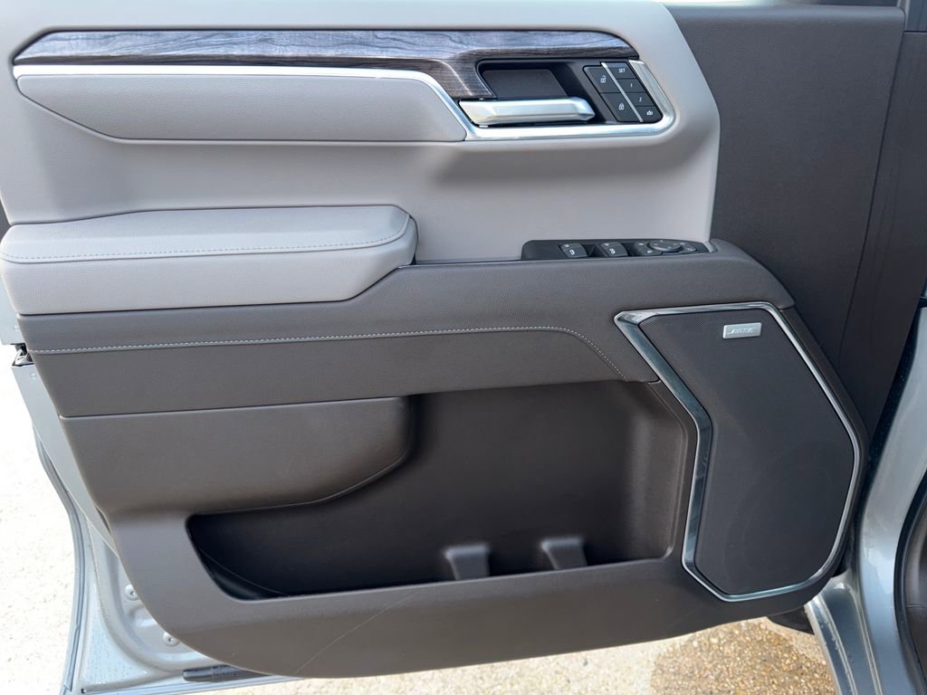 Used 2025 Chevrolet Silverado 1500 LTZ w/ Z71 Off-Road Package image 13