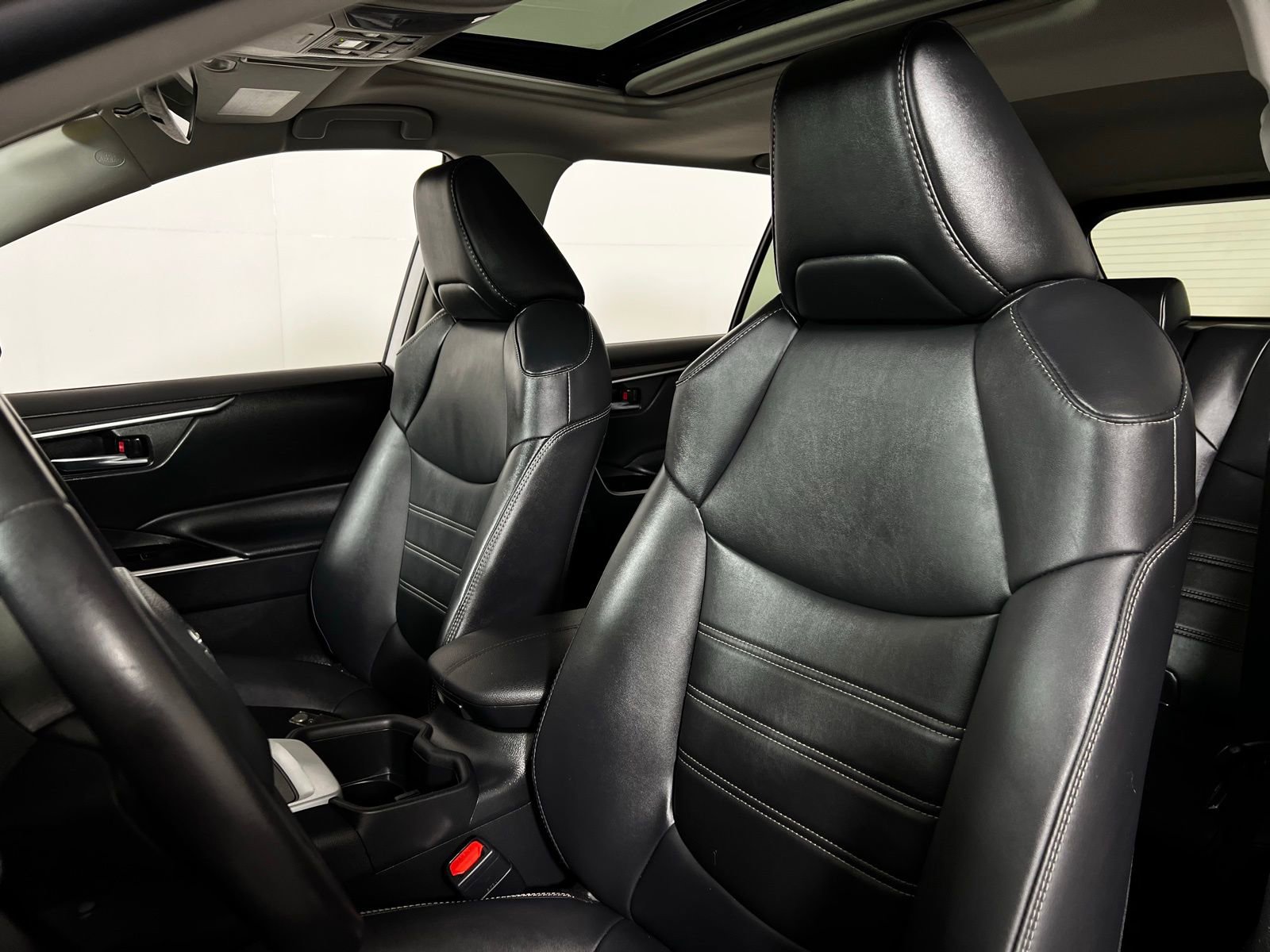 Certified 2022 Toyota RAV4 XLE Premium image 13