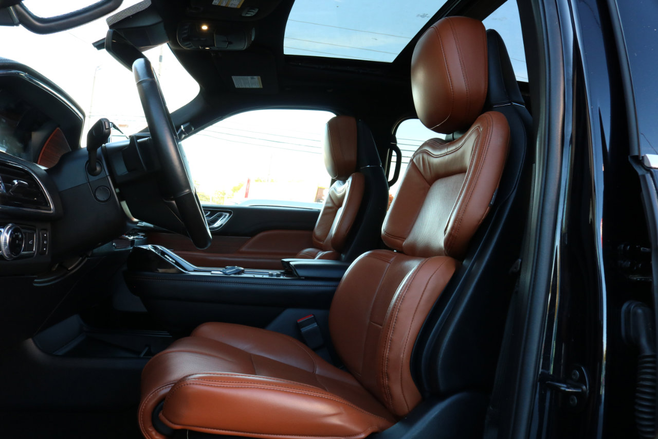 Used 2020 Lincoln Navigator L Reserve w/ Luxury Package image 23