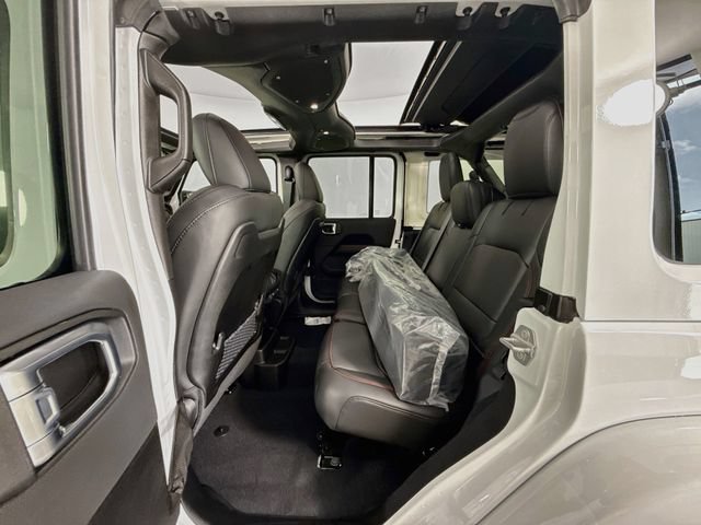 New 2026 Jeep Wrangler Unlimited Rubicon AWD/4WD image 25