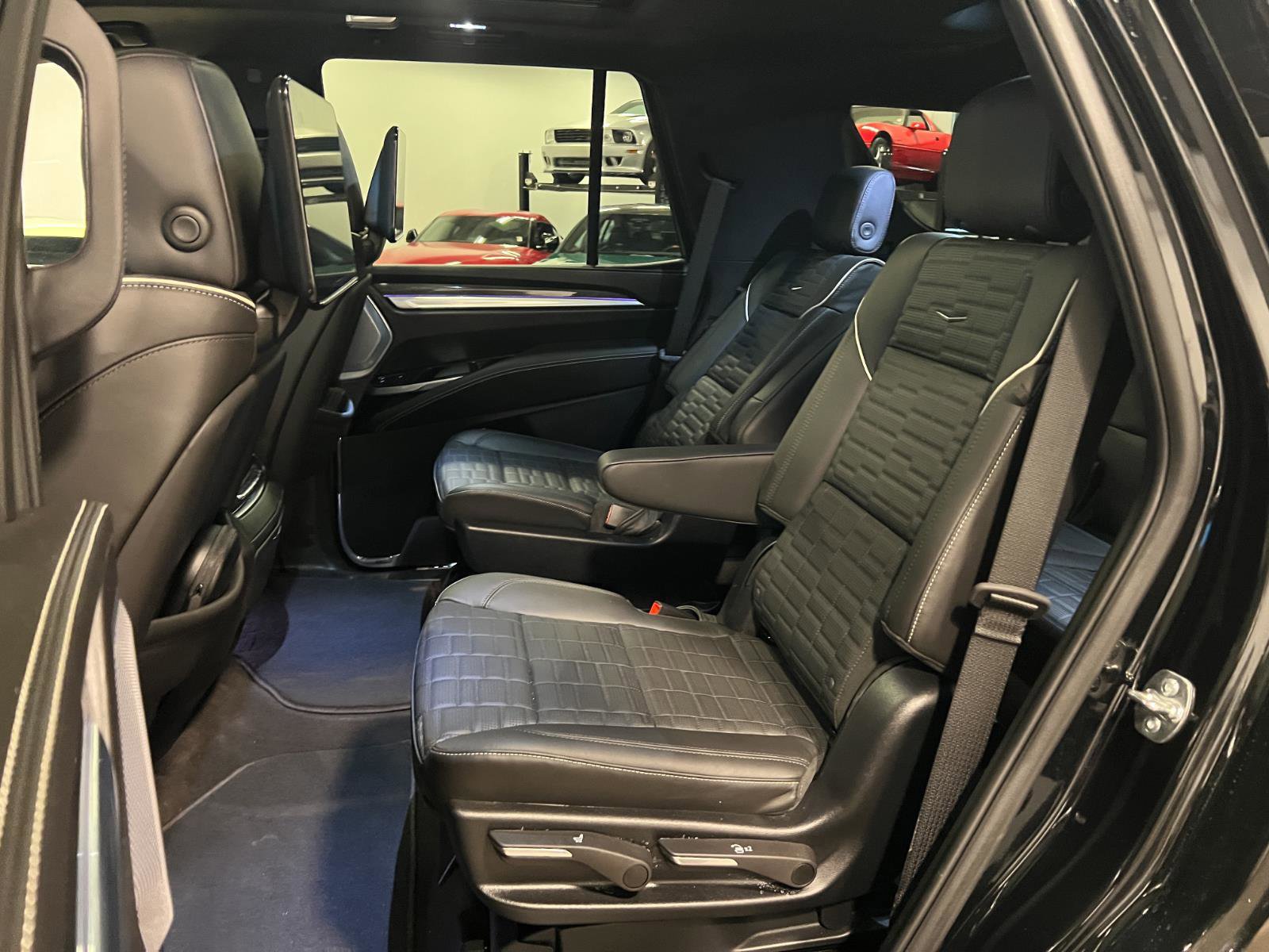 Used 2026 Cadillac Escalade V image 29