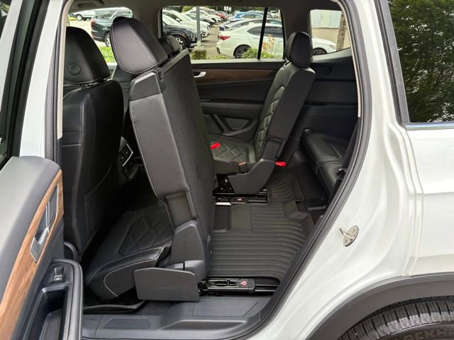 Used 2024 Volkswagen Atlas SE AWD/4WD image 15