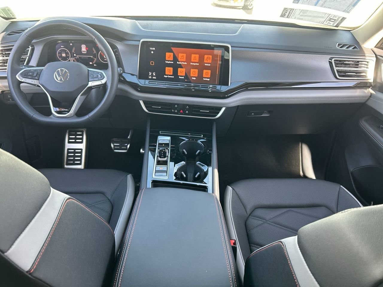 New 2026 Volkswagen Atlas Peak Edition image 11