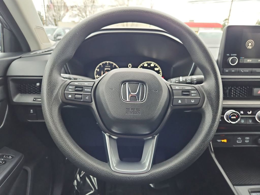 Used 2025 Honda CR-V EX image 14