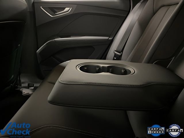 Used 2024 Audi Q4 e-tron Premium image 66