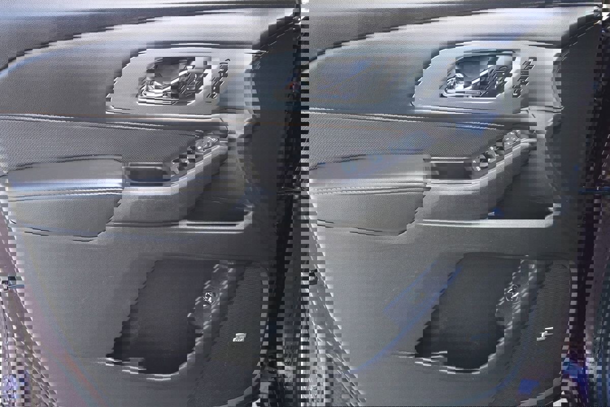 Used 2019 Chevrolet Traverse Premier w/ Driver Confidence II Package image 27