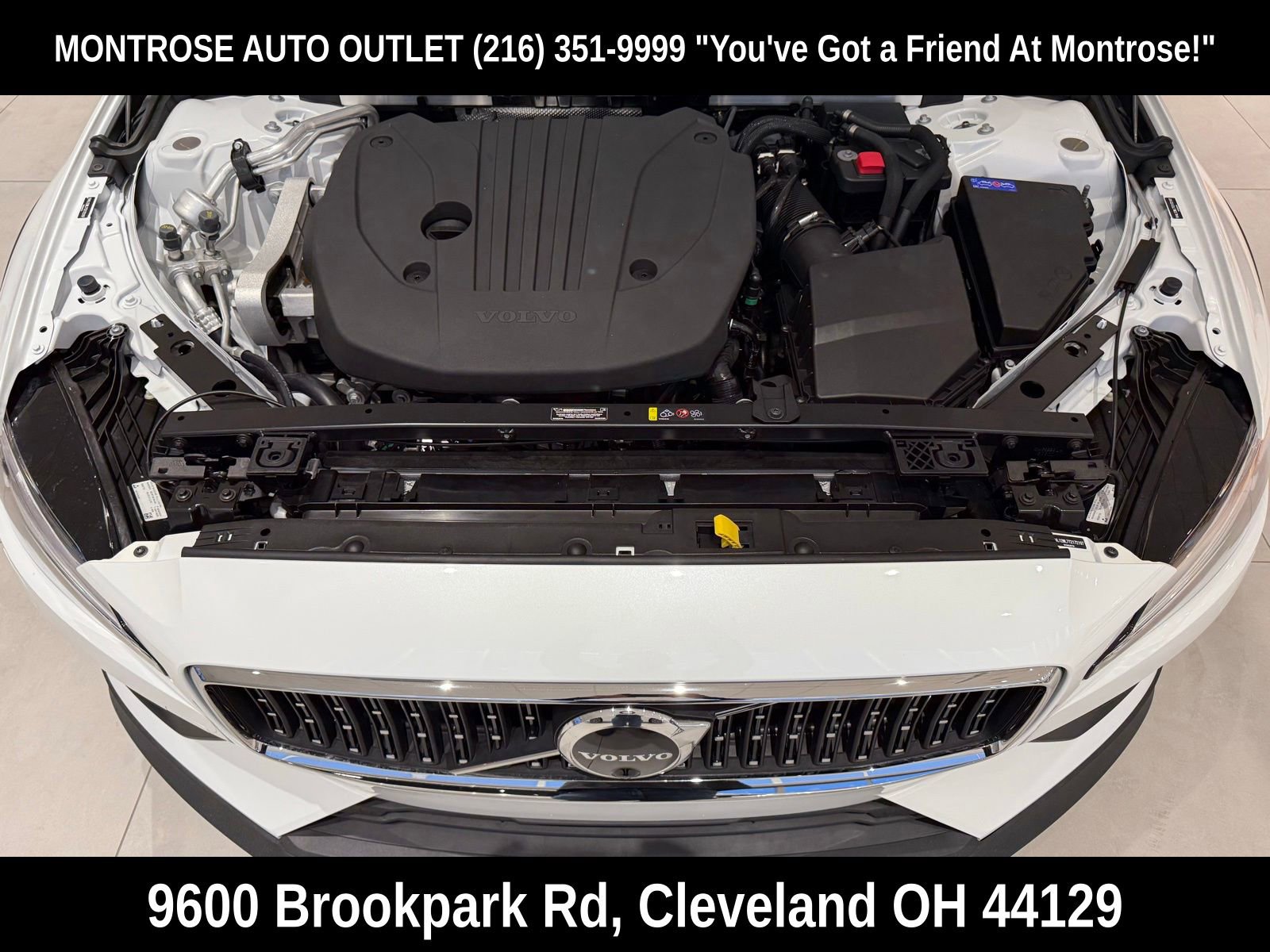 New 2026 Volvo V60 B5 Cross Country Ultra w/ Protection Package Premier image 35