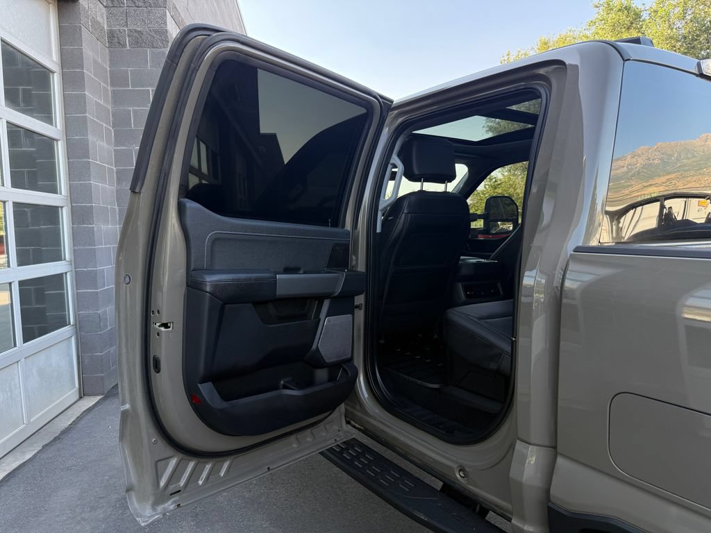 Used 2026 Ford F350 Lariat AWD/4WD image 33