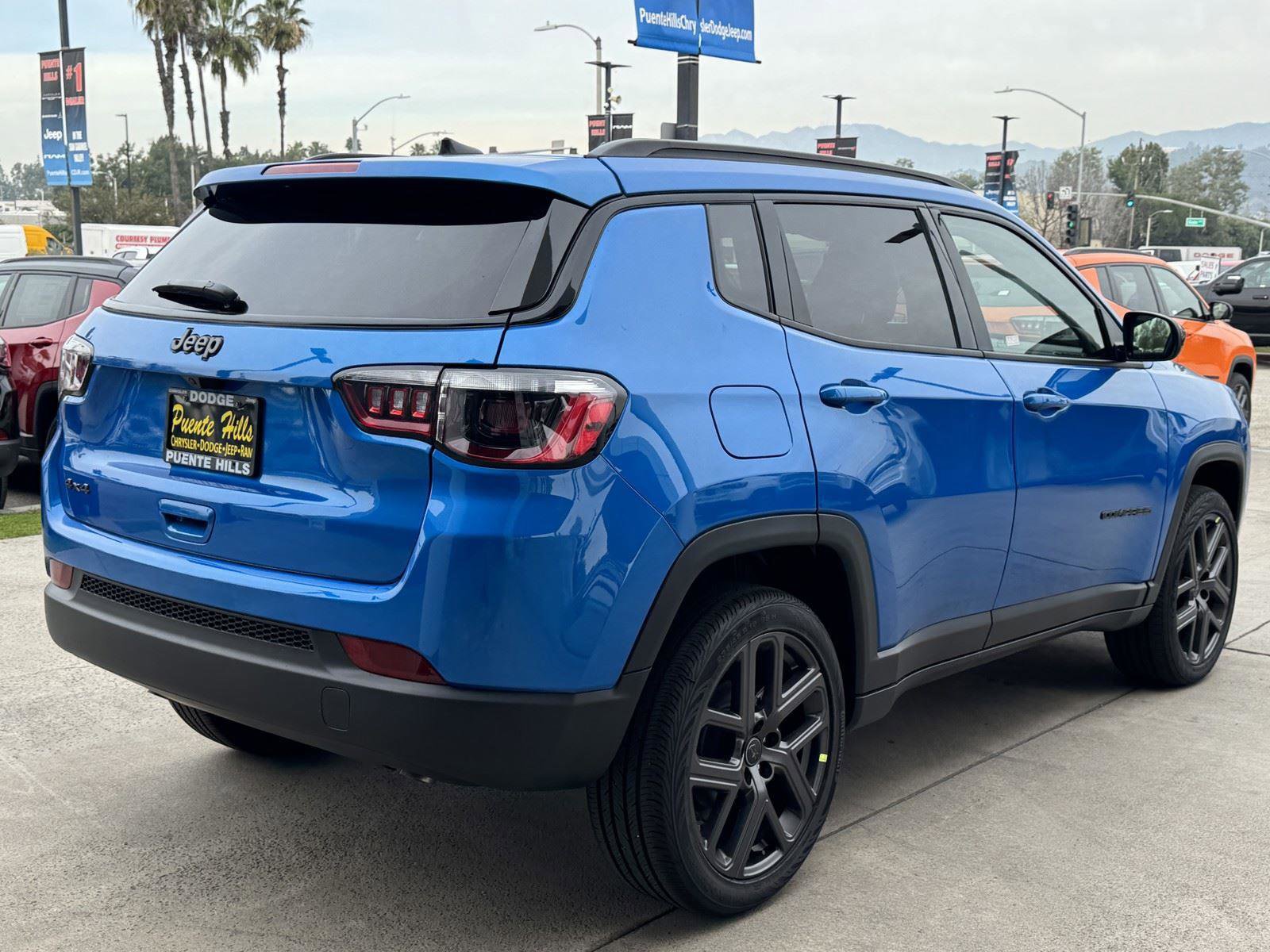 New 2026 Jeep Compass Latitude image 6