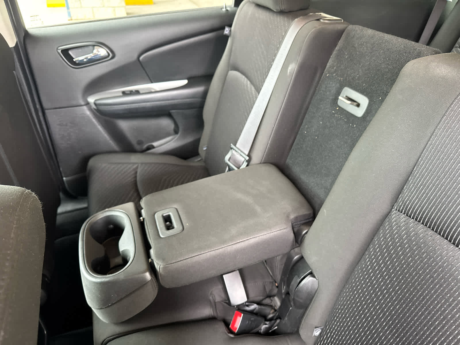 Used 2019 Dodge Journey SE image 27