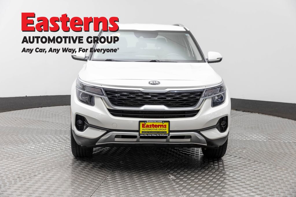 Used 2021 Kia Seltos S AWD/4WD image 2