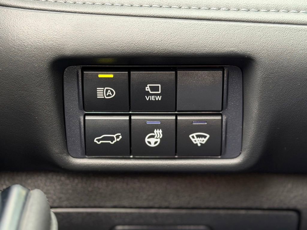 Used 2020 Toyota Highlander Platinum AWD/4WD image 30