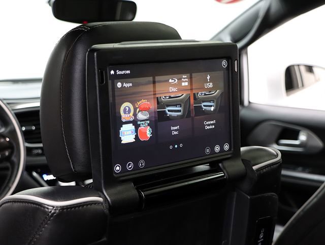 Used 2019 Chrysler Pacifica Limited w/ Advanced Safetytec Group image 17