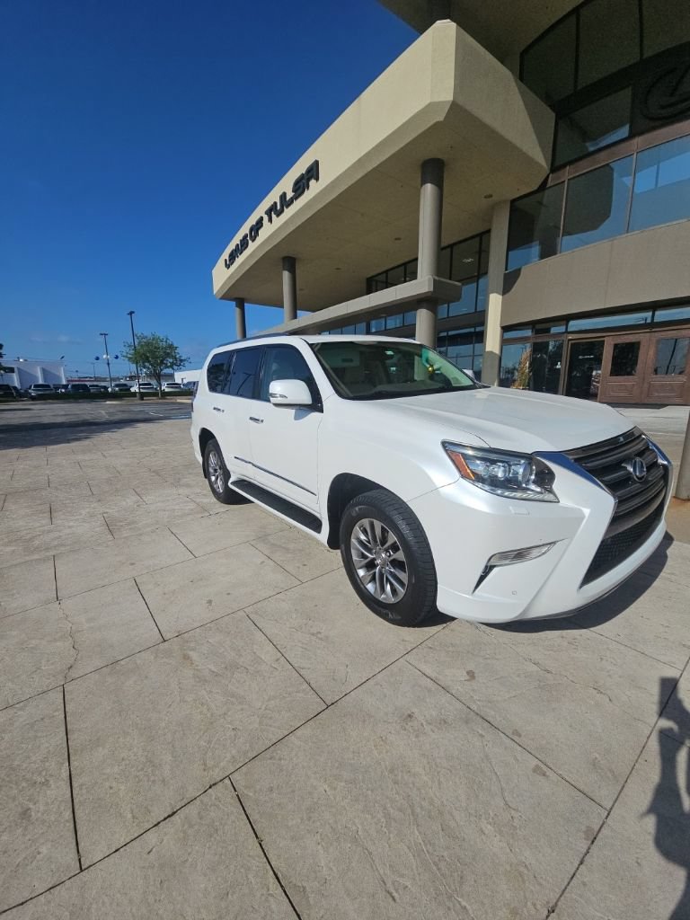 Used 2014 Lexus GX 460 Luxury AWD/4WD image 7