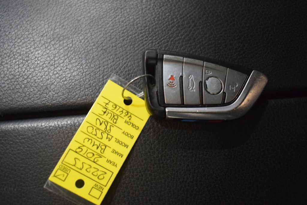 Used 2019 BMW M550i xDrive w/ Premium Package 2 image 33