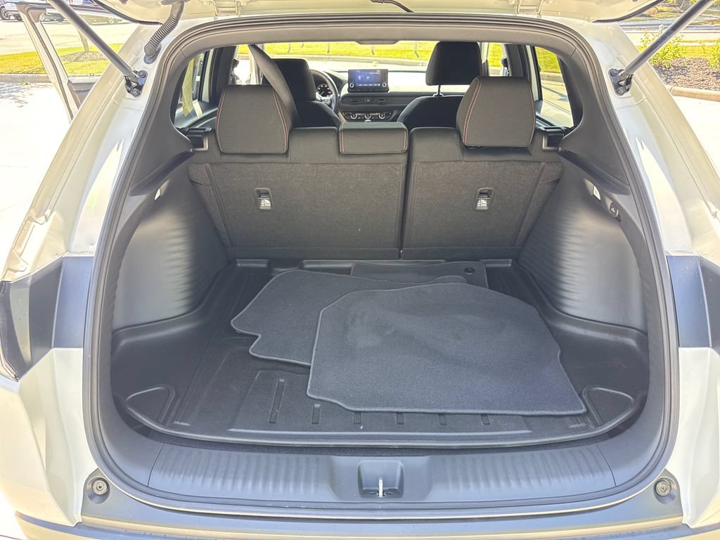 Used 2025 Honda HR-V Sport image 33