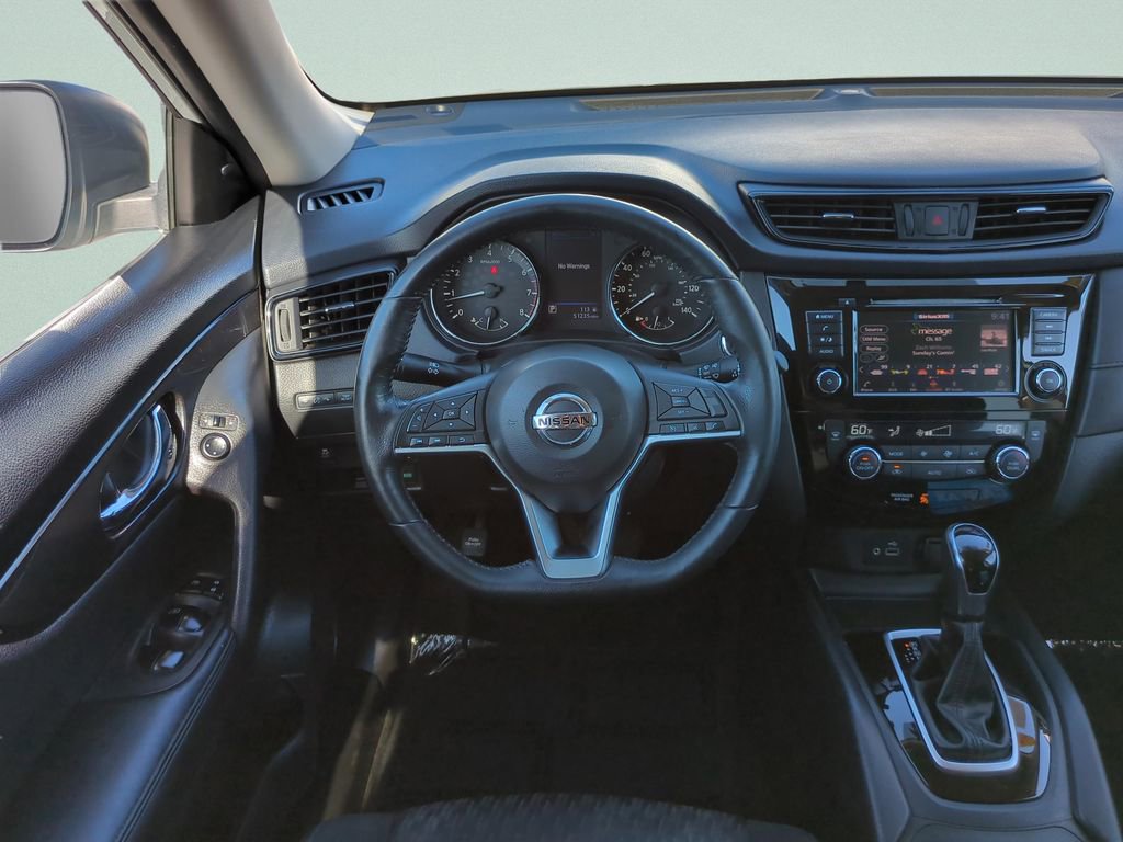 Used 2018 Nissan Rogue SV AWD/4WD image 12