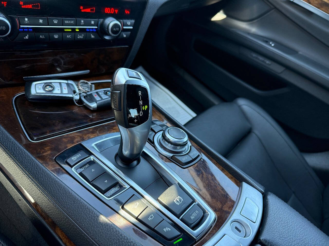 Used 2013 BMW 740Li xDrive AWD/4WD image 22