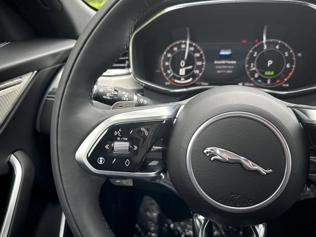 Used 2026 Jaguar F-PACE R-Dynamic S AWD/4WD image 21