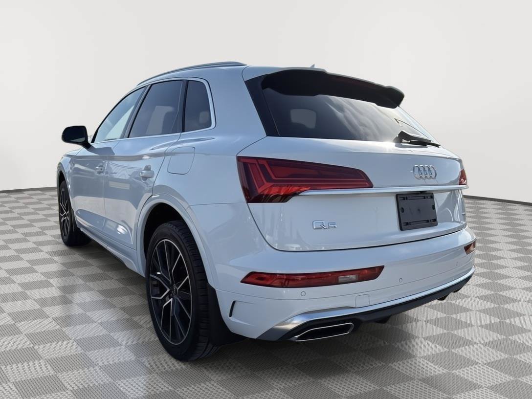 Used 2021 Audi Q5 e Premium Plus AWD/4WD image 3