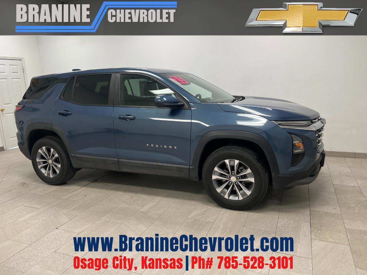 Used 2025 Chevrolet Equinox LT image 1