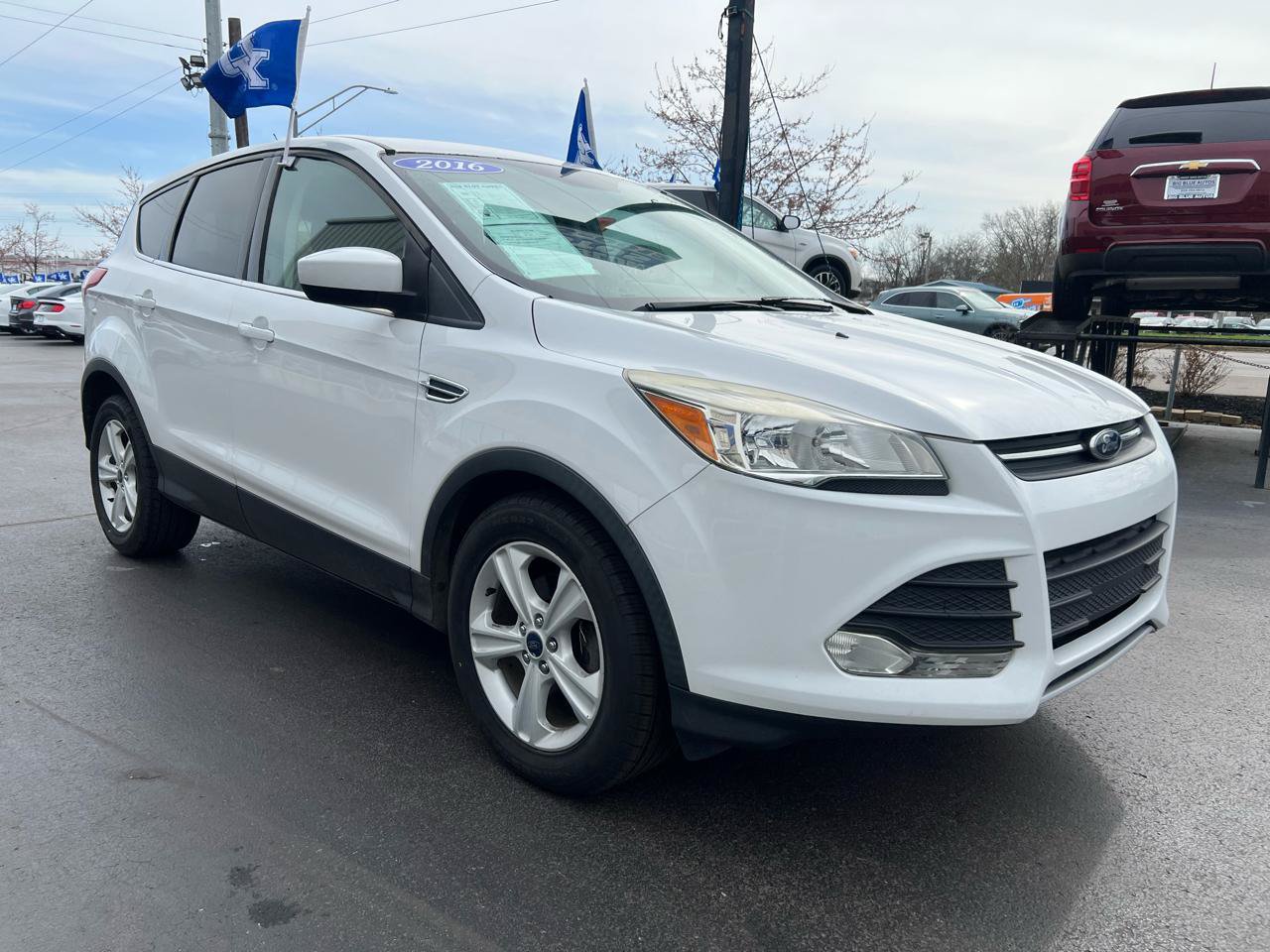 Used 2016 Ford Escape SE FWD image 8