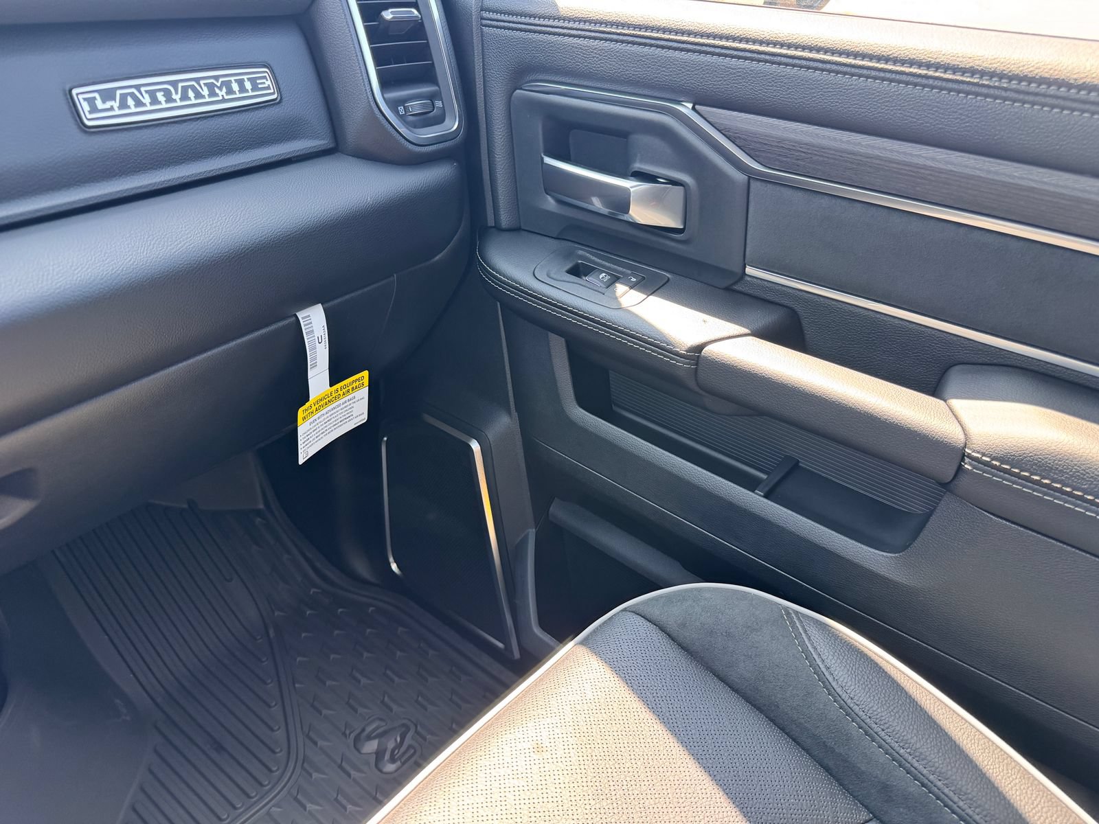 New 2026 RAM 3500 Laramie w/ Bed Utility Group AWD/4WD image 22