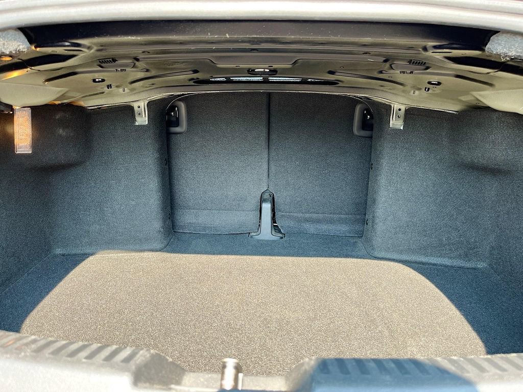 Used 2019 Volkswagen Beetle 2.0T S image 23