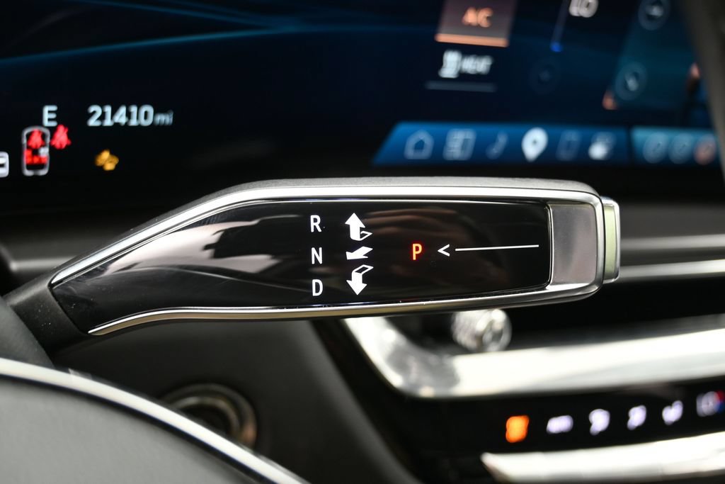 Used 2024 Cadillac Lyriq Tech RWD image 35