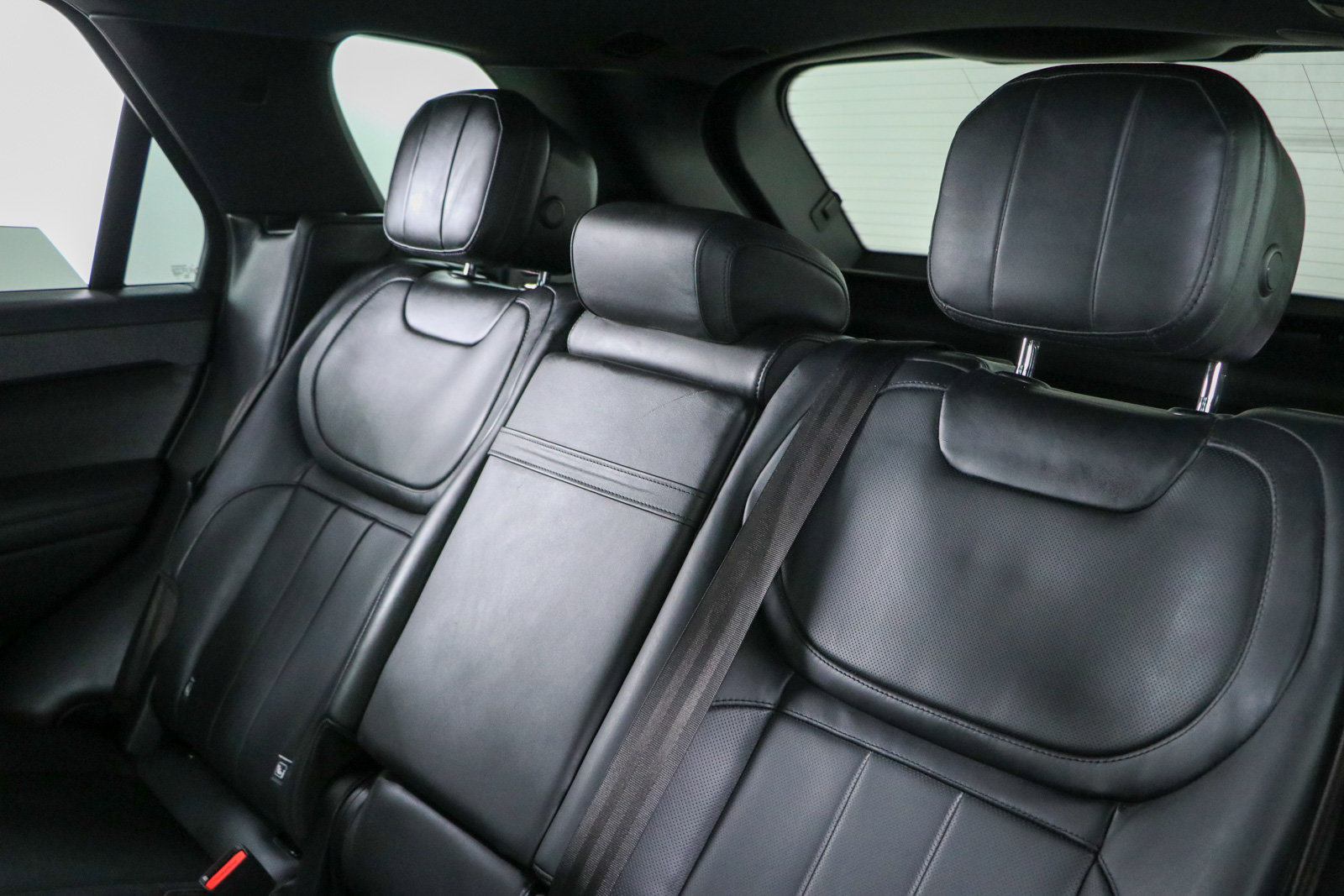 Used 2023 Land Rover Range Rover Sport SE AWD/4WD image 26