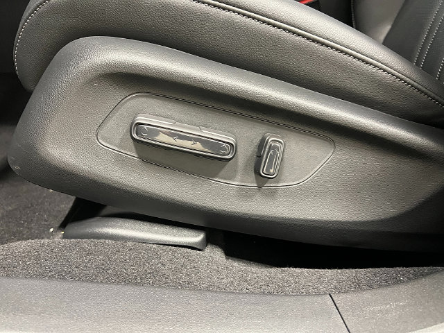 New 2025 Honda HR-V EX-L image 14
