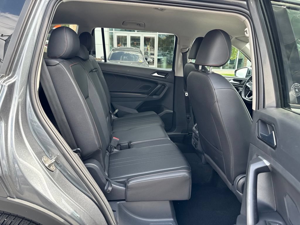 Used 2024 Volkswagen Tiguan Wolfsburg Edition FWD image 19