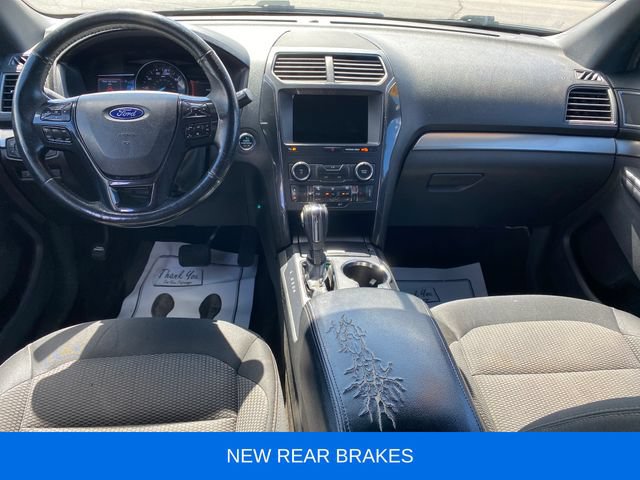 Used 2018 Ford Explorer XLT w/ Equipment Group 201A AWD/4WD image 5
