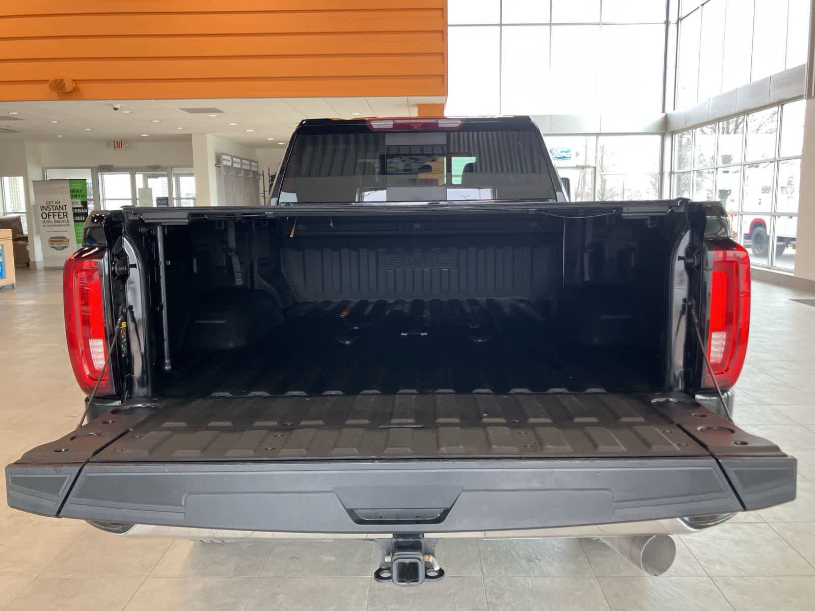 Used 2023 GMC Sierra 2500 SLT w/ SLT Premium Package image 31