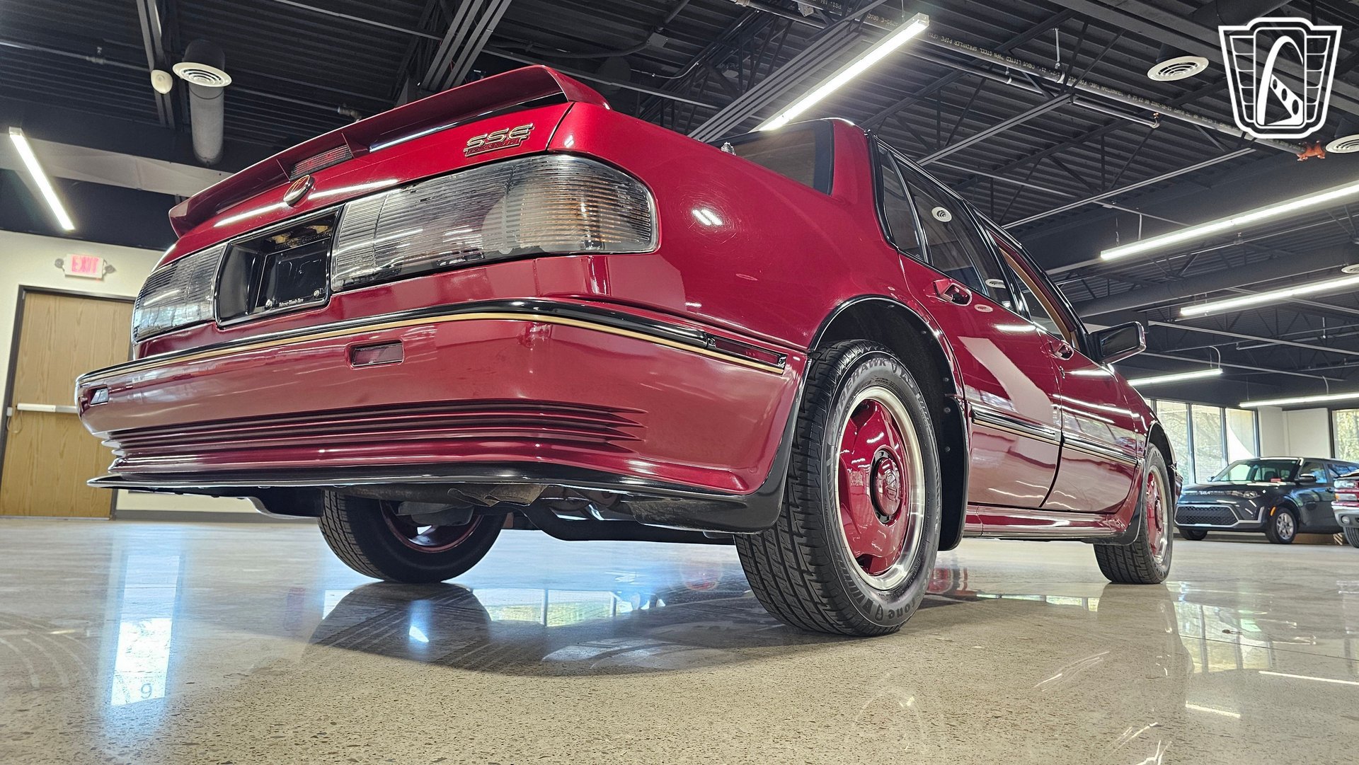 Used 1989 Pontiac Bonneville SSE FWD image 36