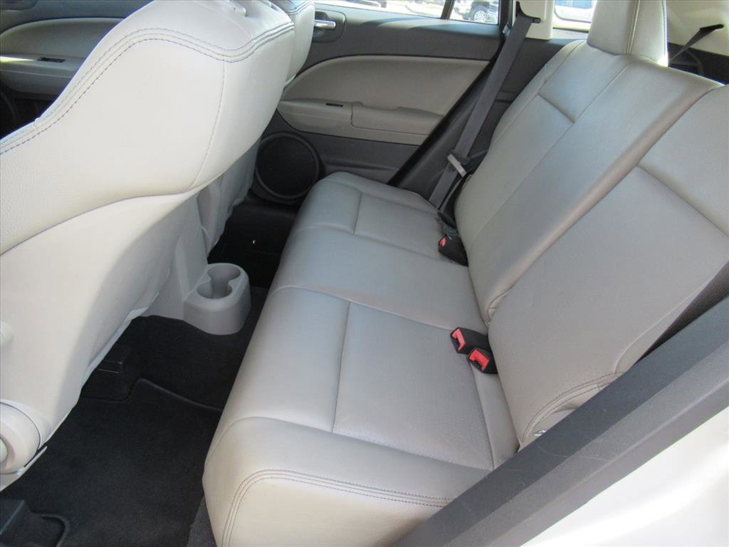 Used 2011 Dodge Caliber Uptown image 23