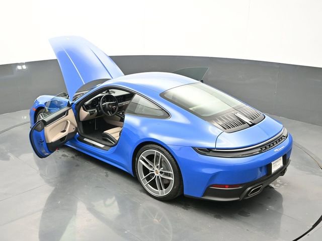 Used 2025 Porsche 911 Carrera RWD image 24