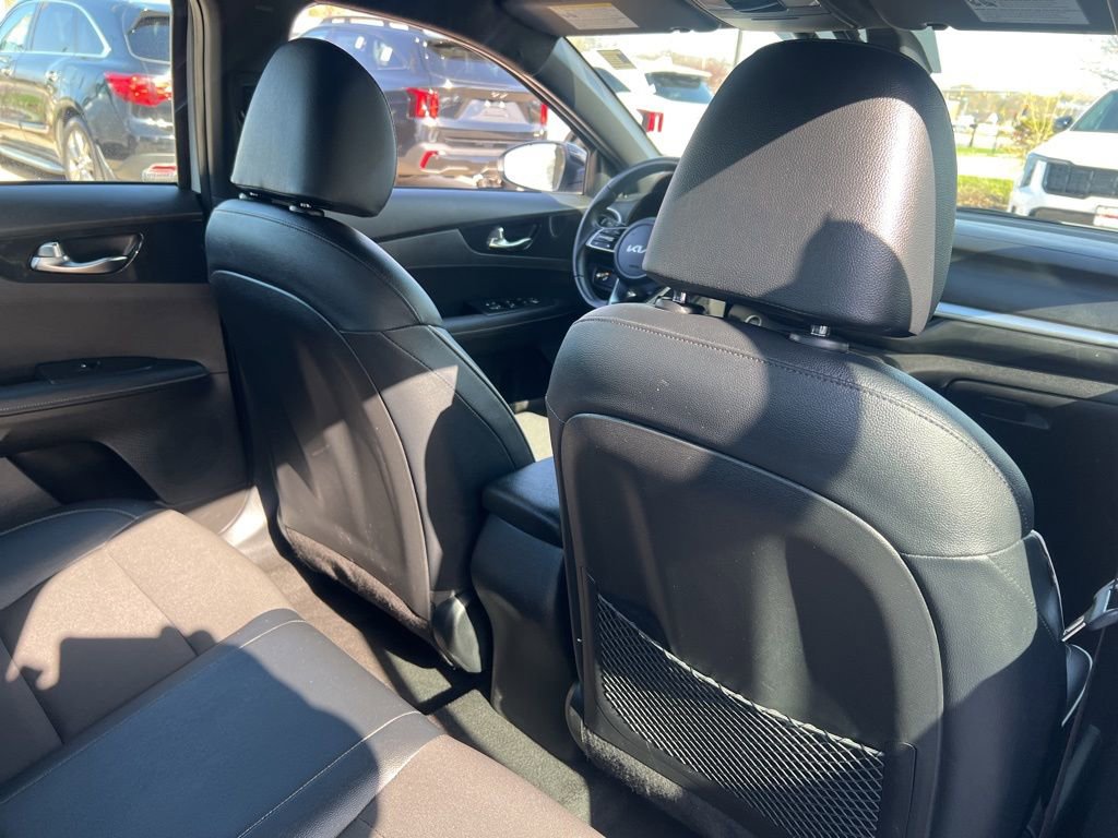 Certified 2023 Kia Forte GT-Line FWD image 14