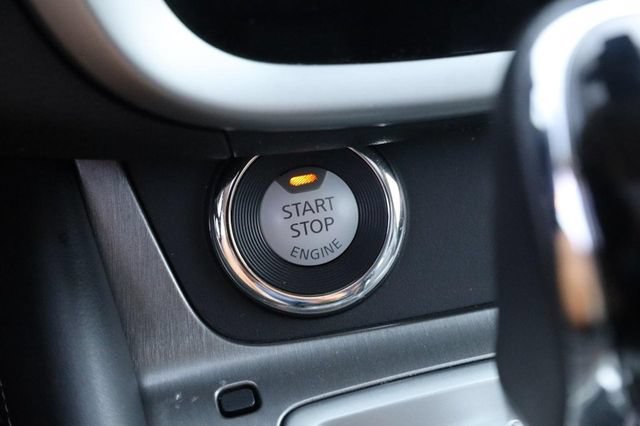 Used 2019 Nissan Murano SL w/ SL Technology Package FWD image 16