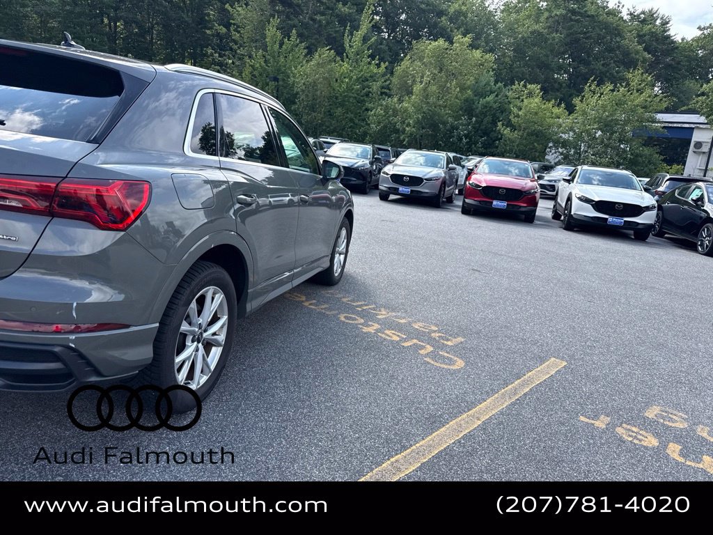 Used 2021 Audi Q3 2.0T Premium w/ Convenience Package AWD/4WD image 7