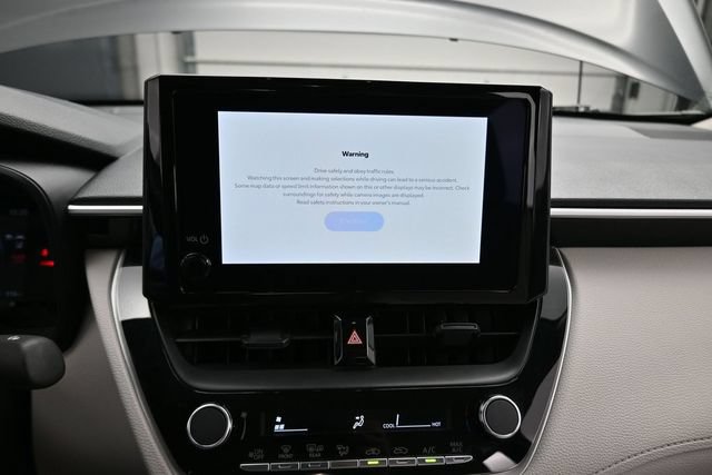 Used 2026 Toyota Corolla Cross L FWD image 9