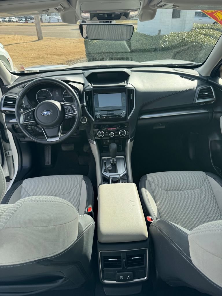 Used 2021 Subaru Forester Premium image 19