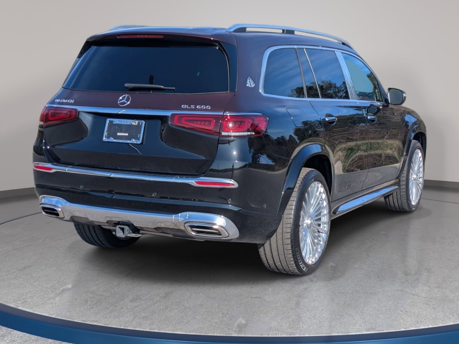 Used 2022 Mercedes-Benz Maybach GLS 600 4MATIC image 5