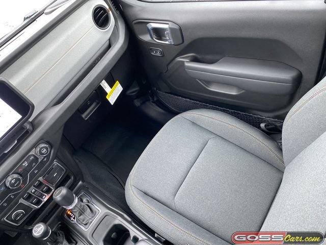 New 2026 Jeep Gladiator Sport AWD/4WD image 14
