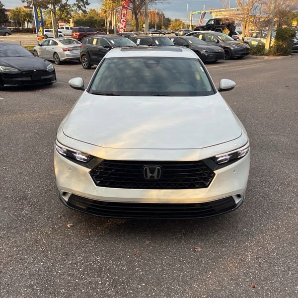 Used 2025 Honda Accord EX-L image 8