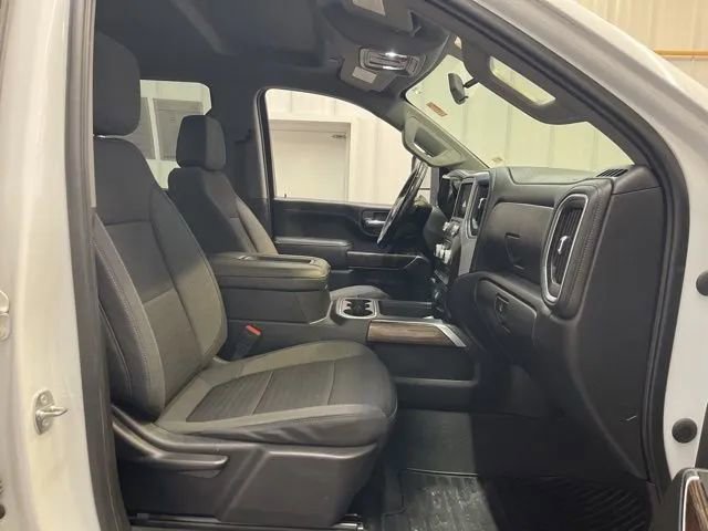 Used 2021 GMC Sierra 2500 SLE w/ SLE Value Package; image 13