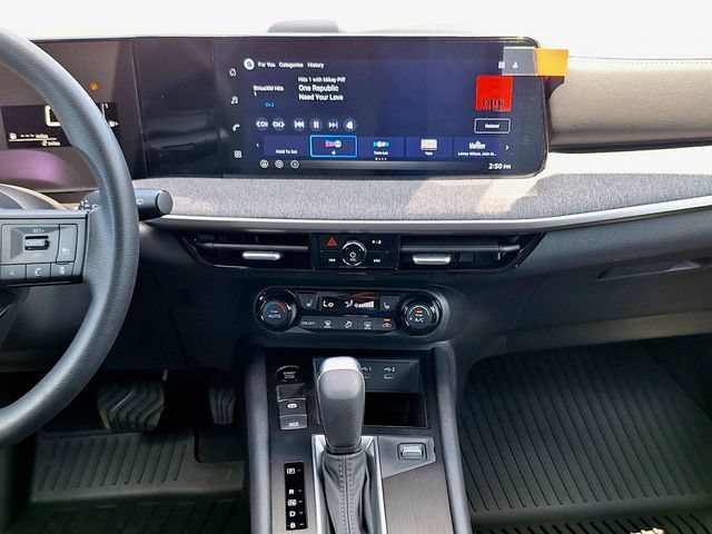 New 2026 Nissan Kicks SV w/ SV Premium Package FWD image 17
