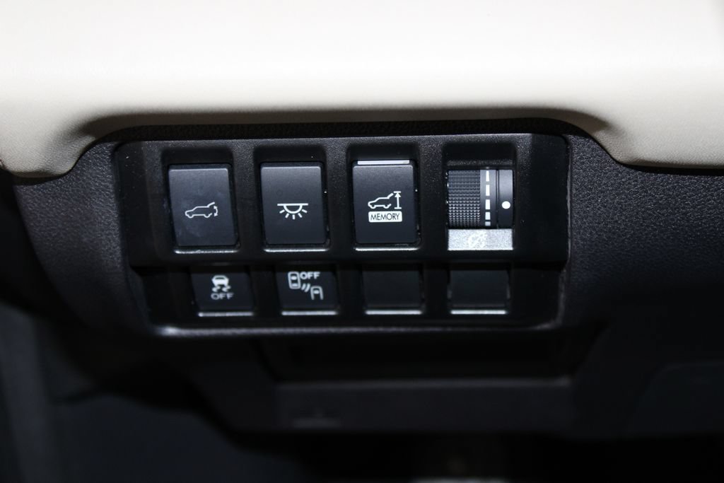 Used 2021 Subaru Ascent Touring AWD/4WD image 41